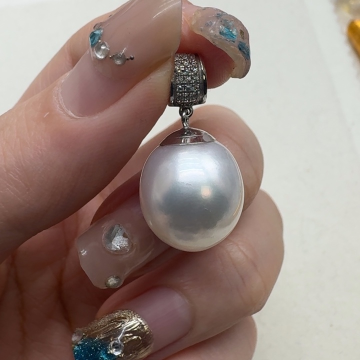 海水珍珠颈饰18K金镶嵌