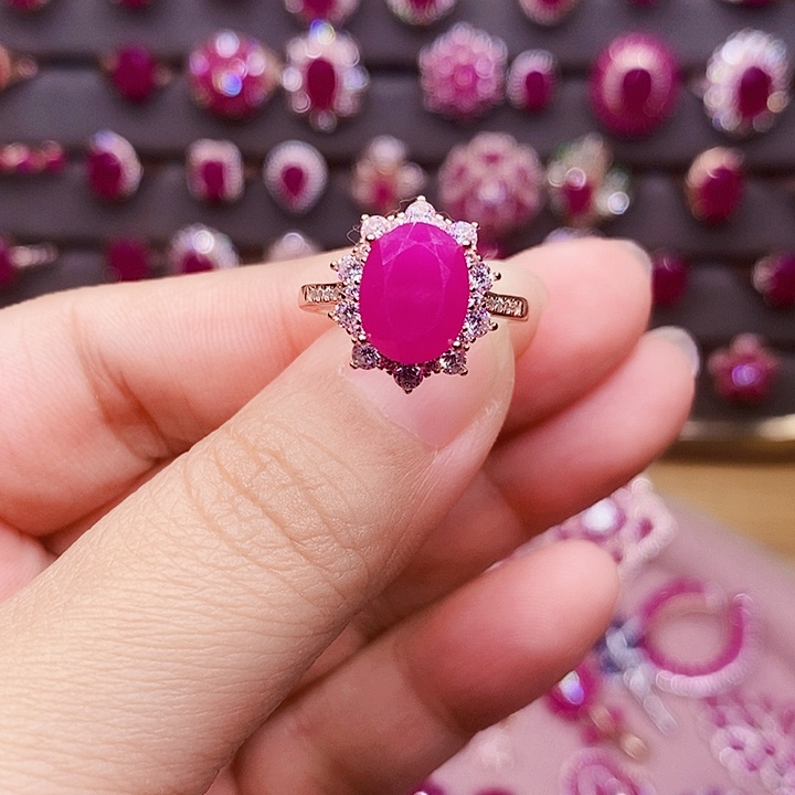 大***姐戒指银S925镶嵌红宝石