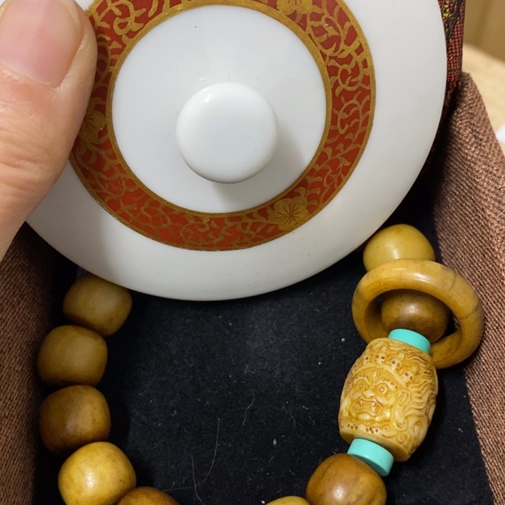 瓷片哈中古工艺品一件