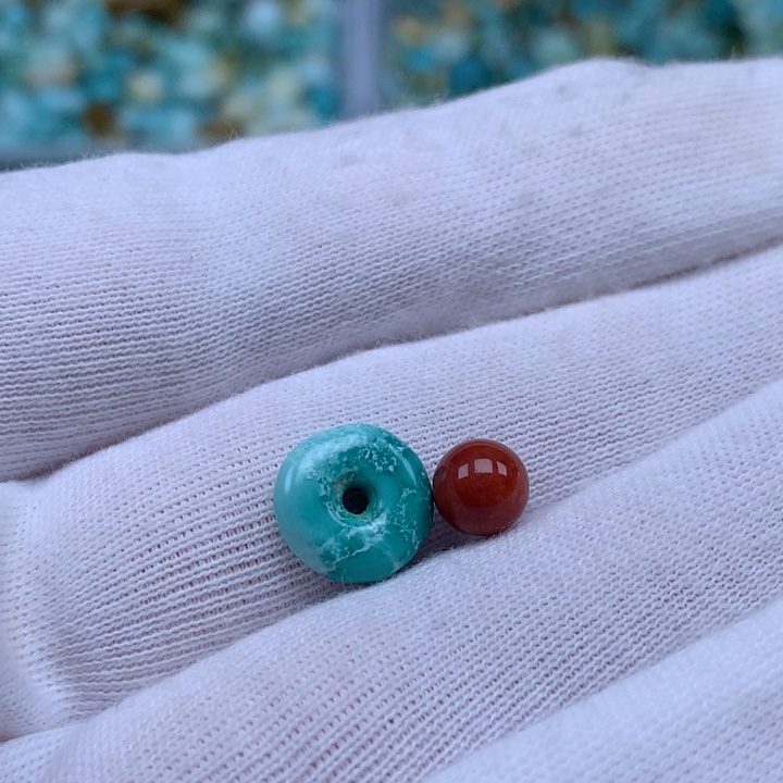 南红玛瑙未镶嵌珠宝奇石