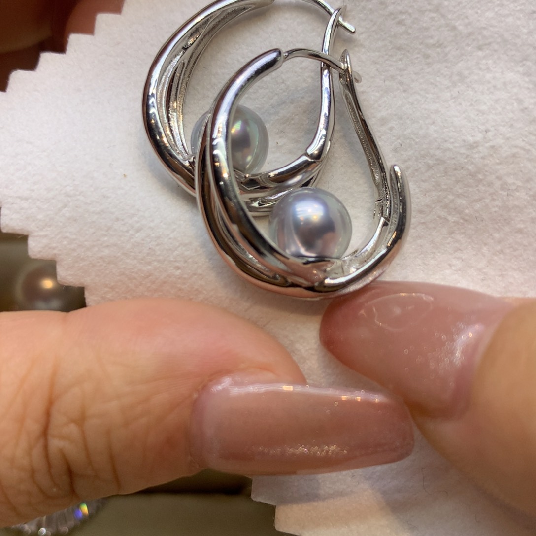 银S925镶嵌耳饰海水珍珠