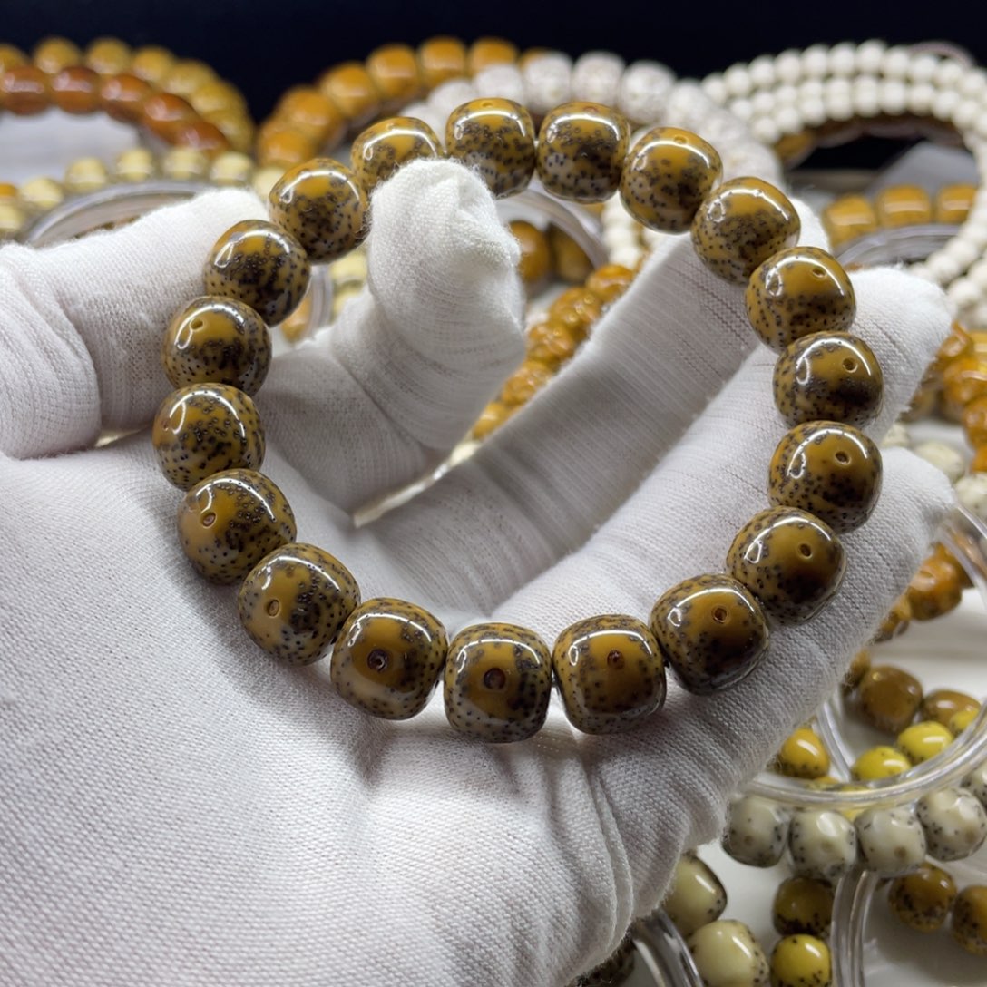 星月菩提吊坠黄金瞳12✖️11大眼睛