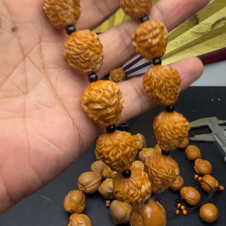 橄榄核手串/手链铁盒大圣手持15颗