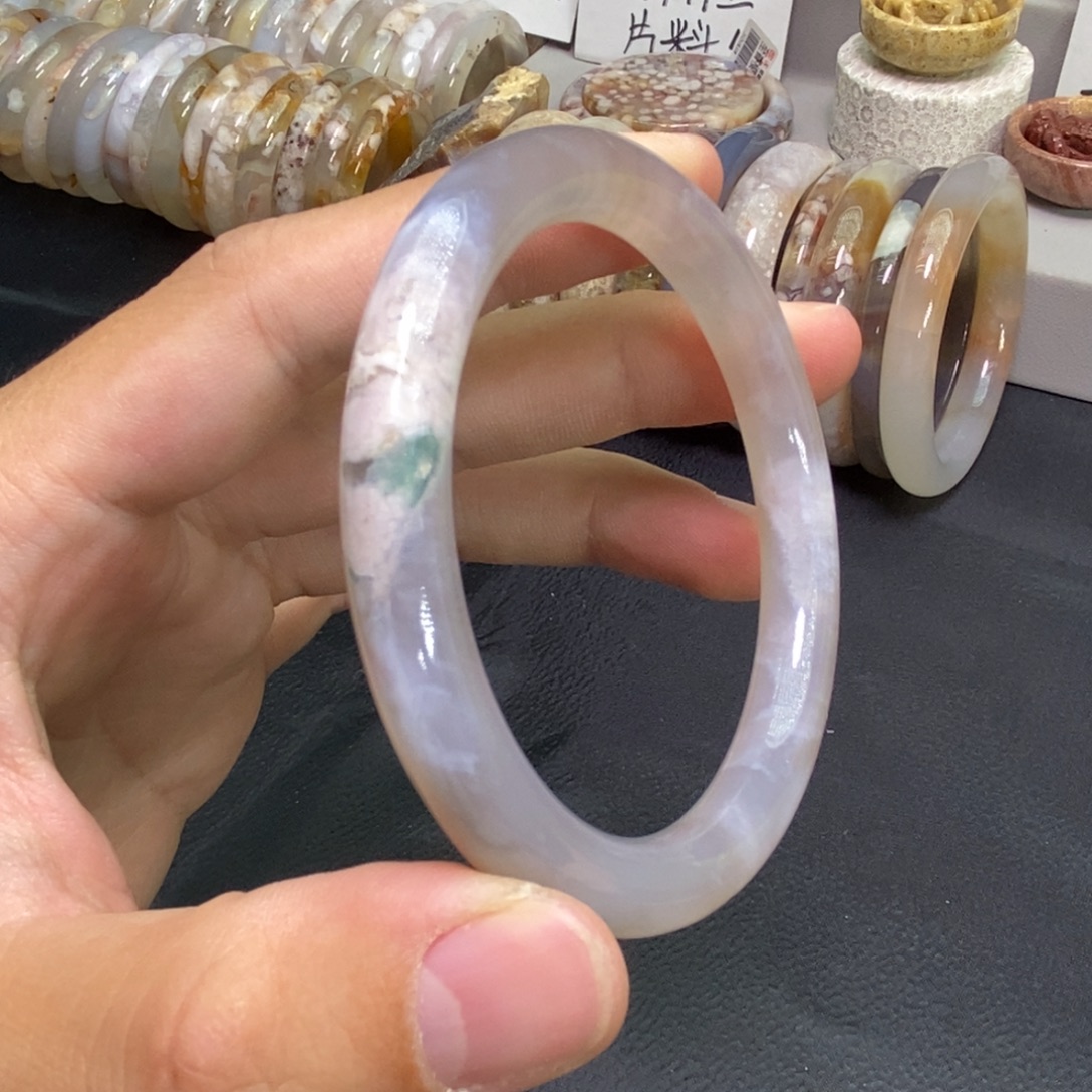 玛瑙/玉髓未镶嵌手镯