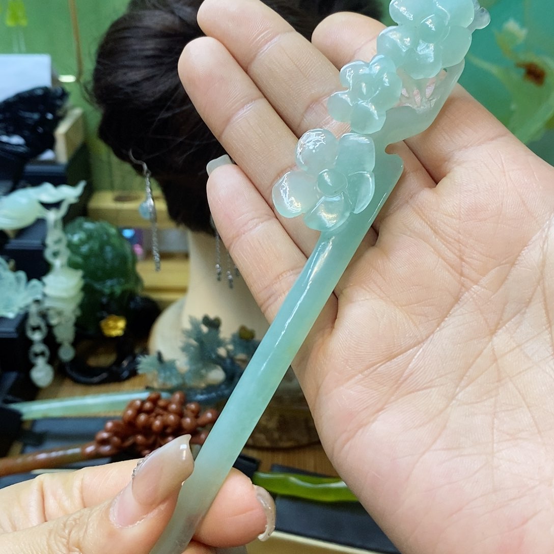 蛇纹石玉发簪未镶嵌