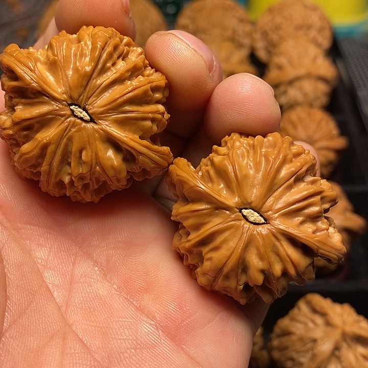 w***.把件文玩核桃41尺磨盘