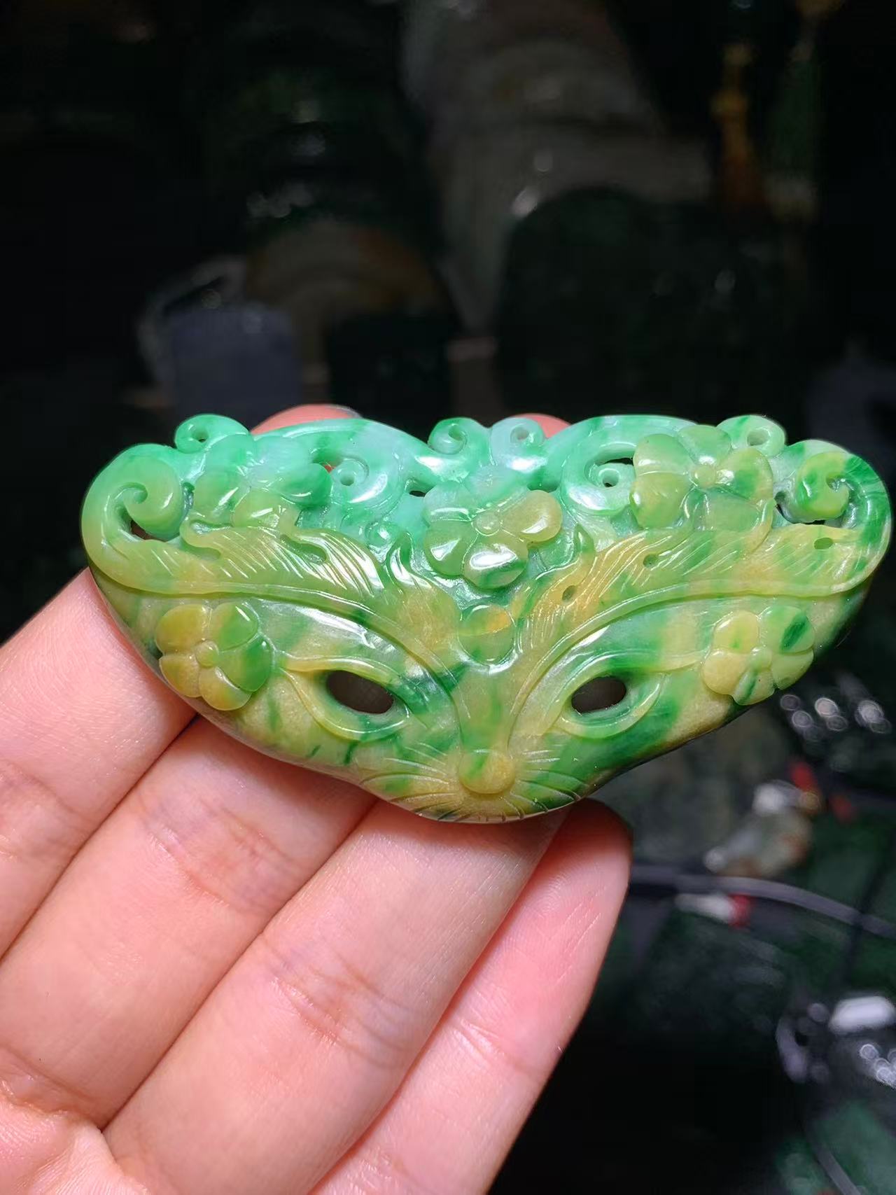 特色黄加绿 面具 