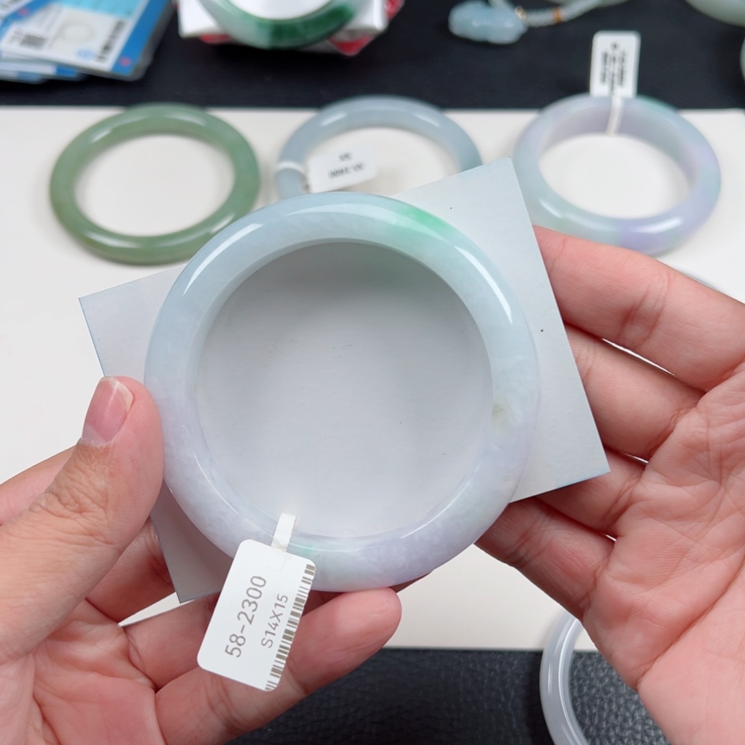 未镶嵌手镯翡翠58.4*12.2*9.1