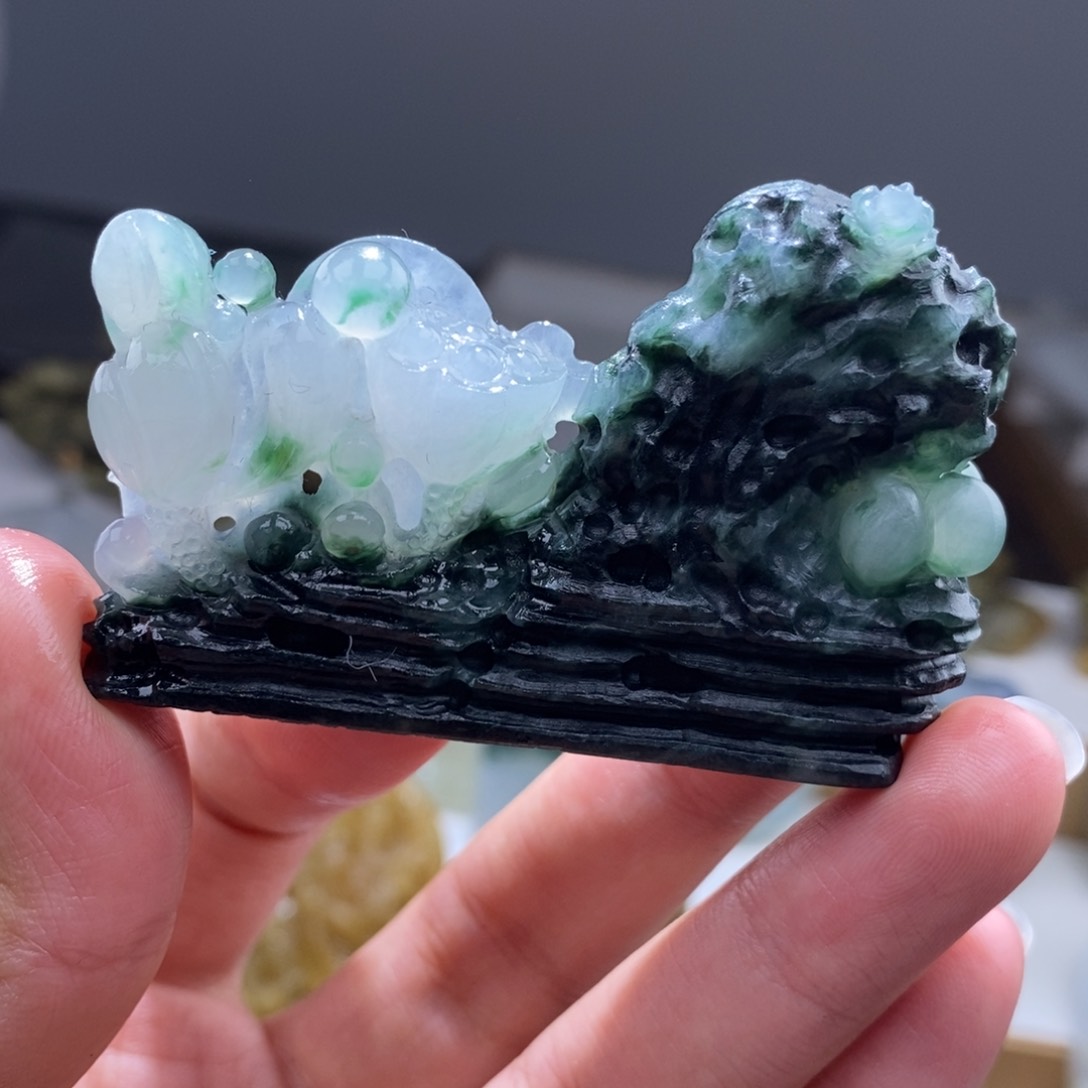 定制翡翠未镶嵌荷塘月色