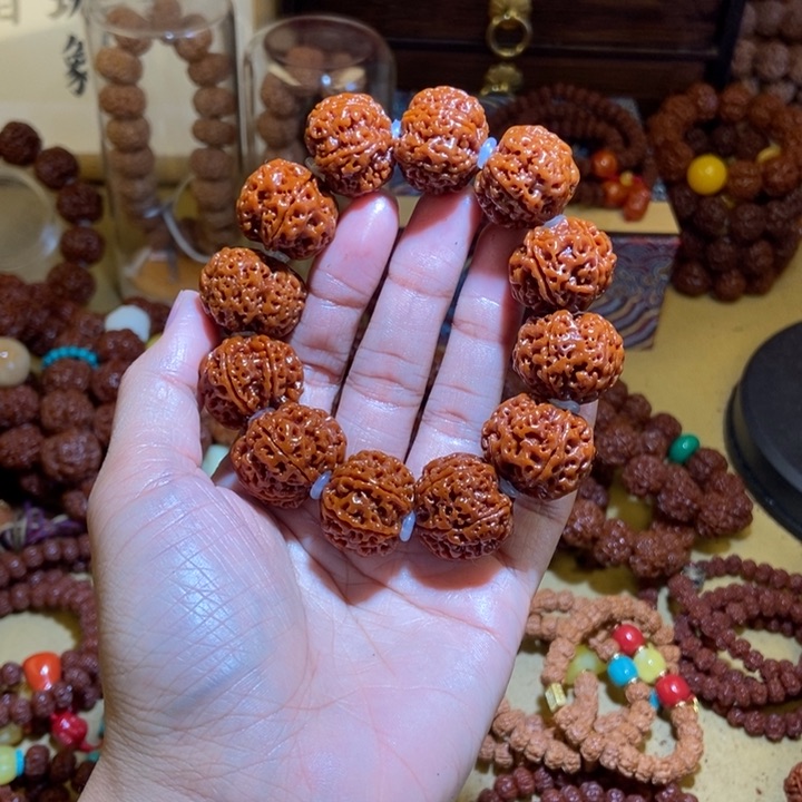 吊坠金刚菩提226玉化精品