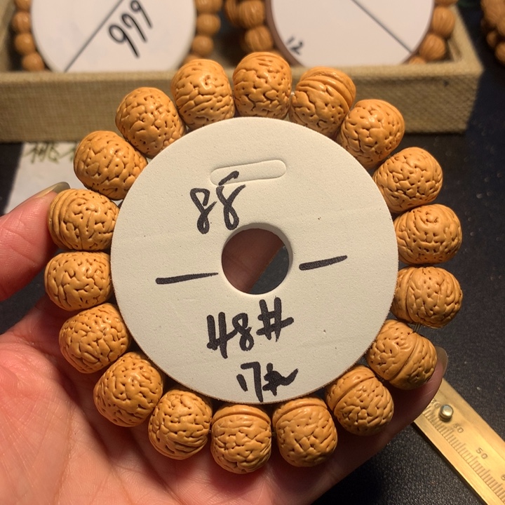 手串桃核清**逸48号了链接