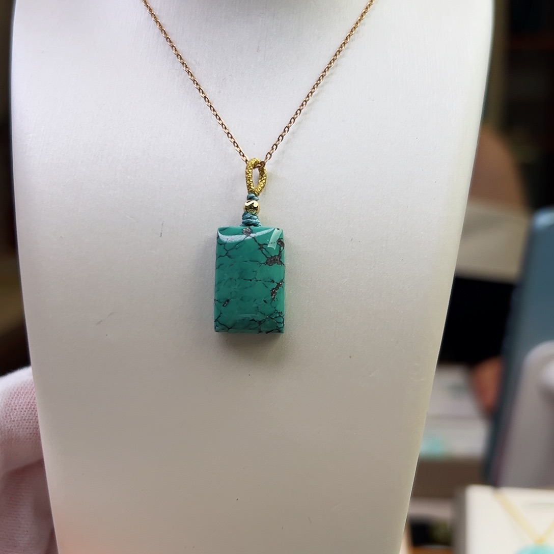 未镶嵌绿松石珠宝奇石