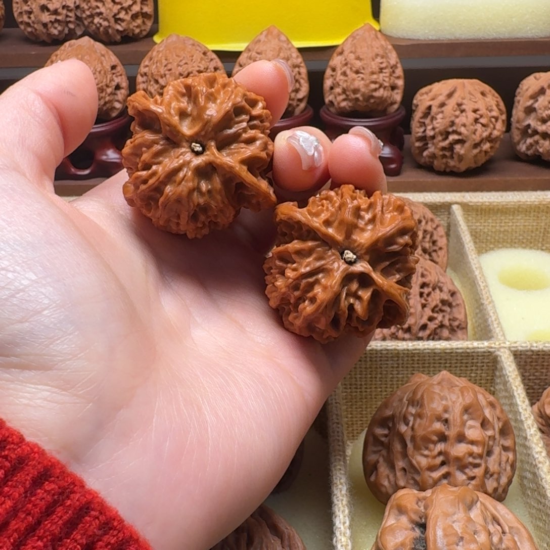 晚****文玩核桃吊坠40苹果园