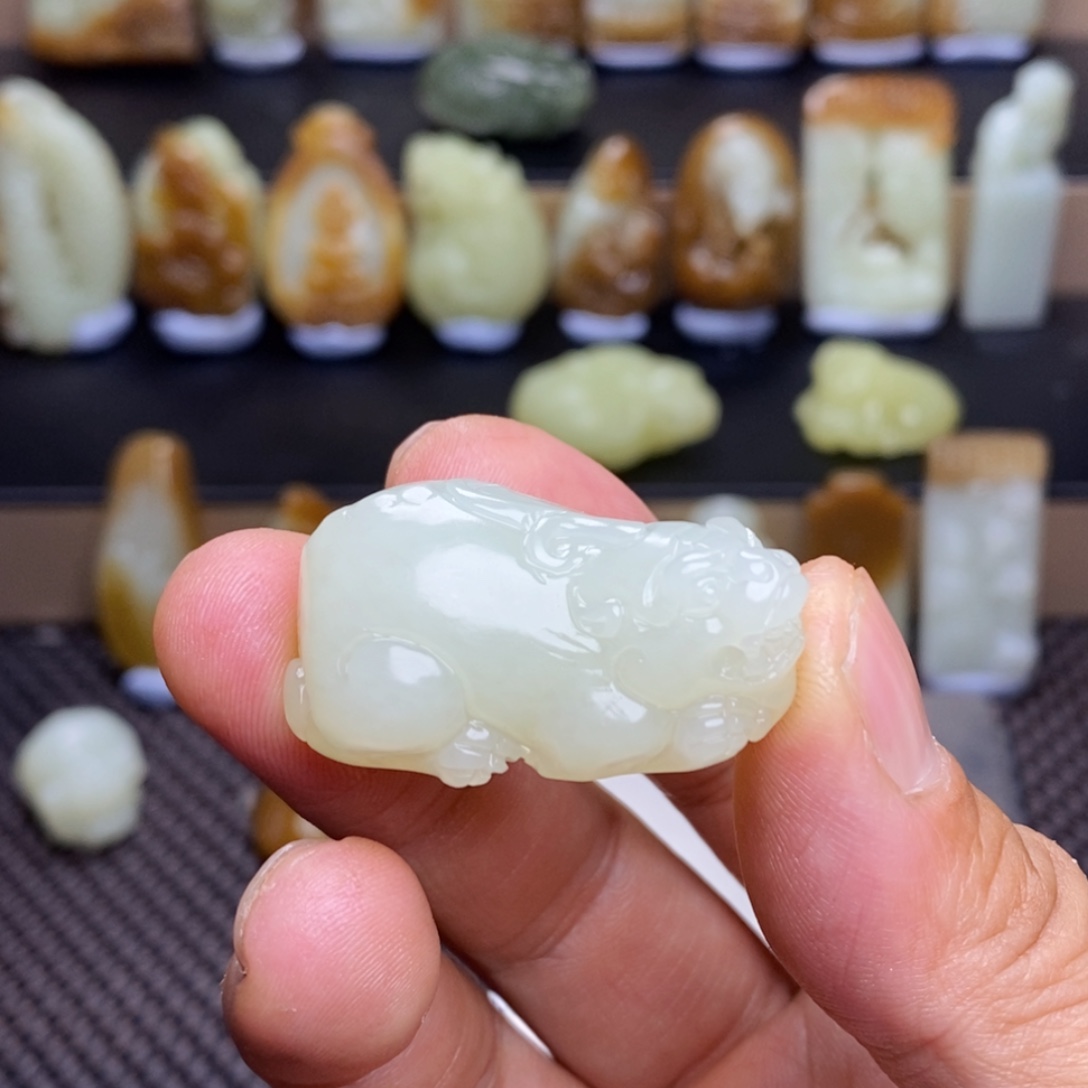 和田玉未镶嵌吊坠(不含链)