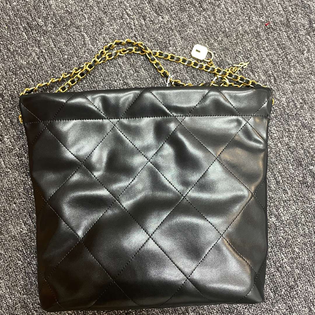 时尚潮流真皮女包斜挎包手提包 10836 黑色