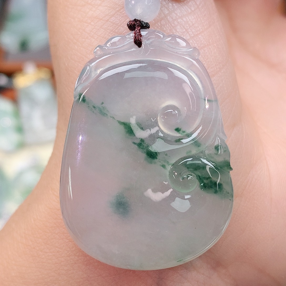 颈饰未镶嵌翡翠如意