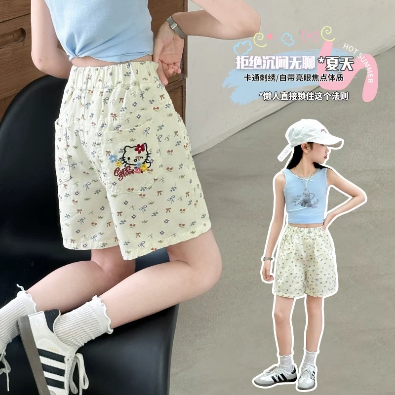 【清货】2025夏洋气碎花满印凯蒂牛仔短裤(100%棉) D566 566 M