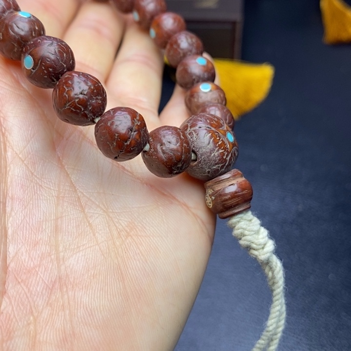 猴头核桃手串L****兄猴头