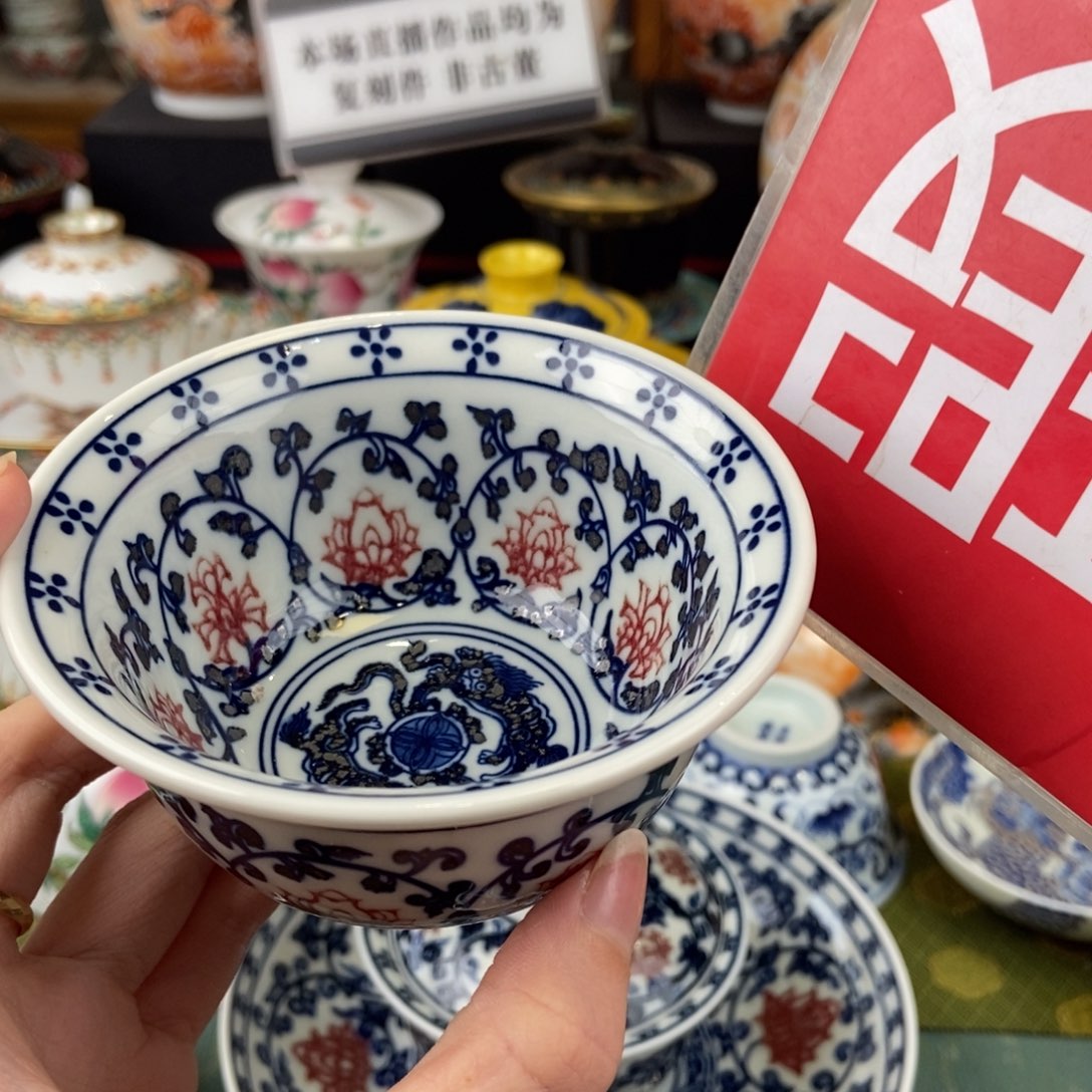 陶瓷的设计师是一个人