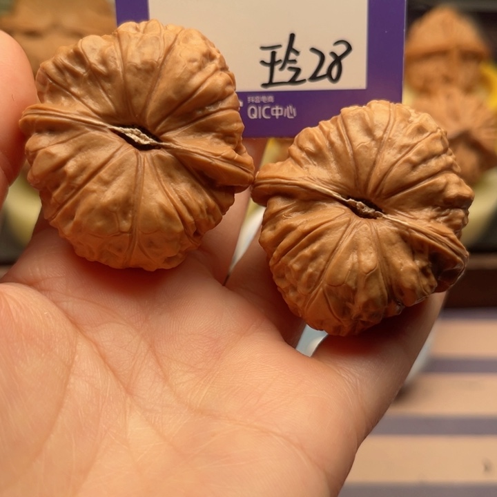 吊坠文玩核桃静*文玩核桃28