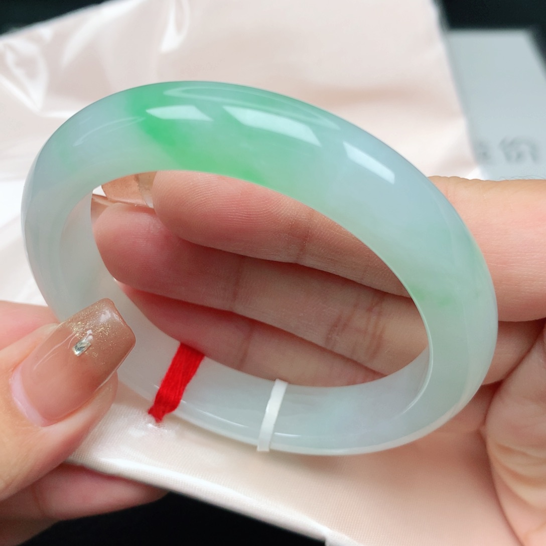 未镶嵌手镯（圆镯）翡翠55.56正圈 新货