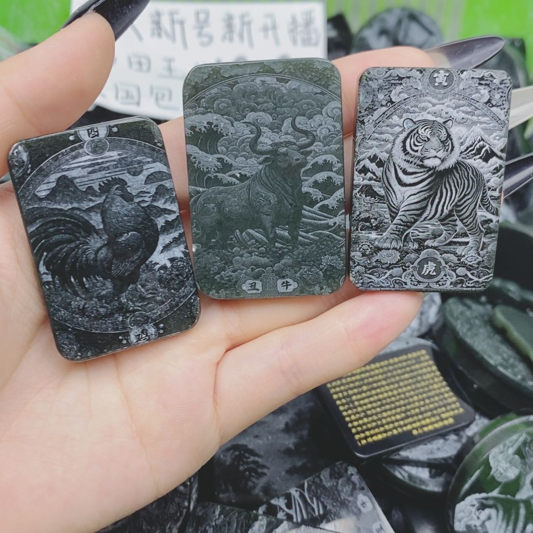 和田玉未镶嵌颈饰九*