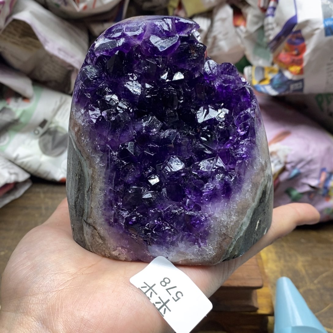 紫晶乌拉圭未镶嵌