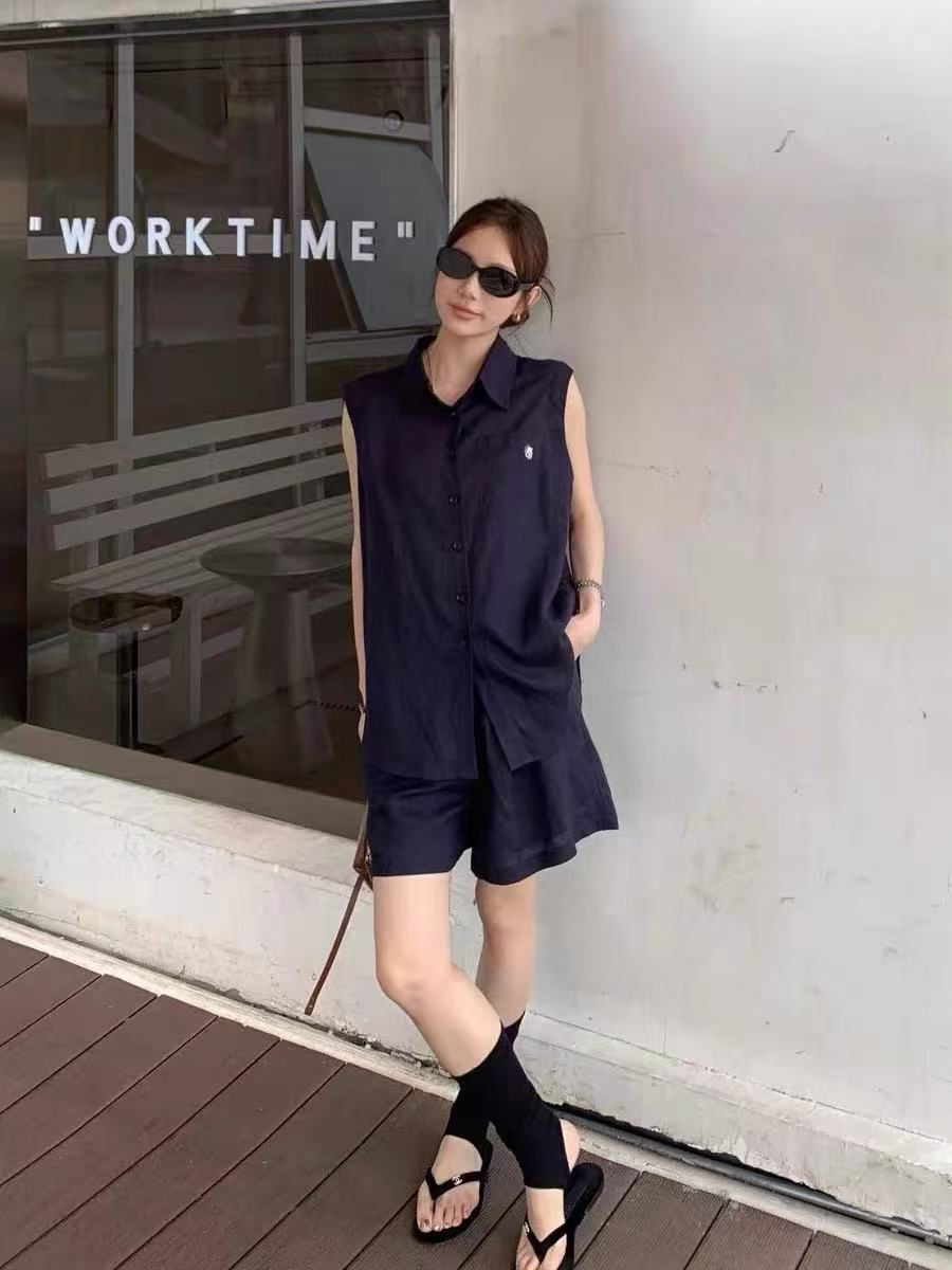 大码女装胖mm简约无袖衬衫2025夏季宽松百搭纯色文艺休闲短裤套装