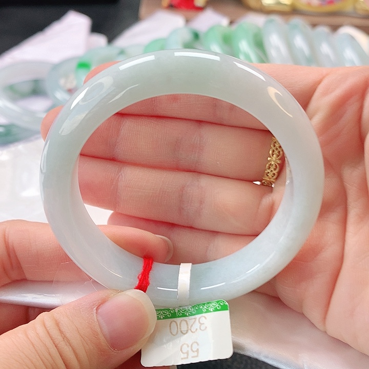 未镶嵌手镯翡翠缅甸A货翡翠手镯