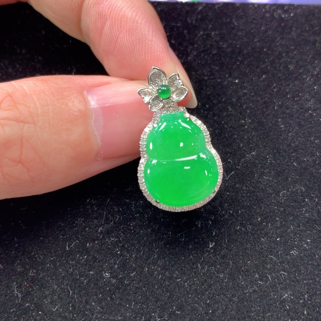 翡翠18K金镶嵌吊坠(不含链)