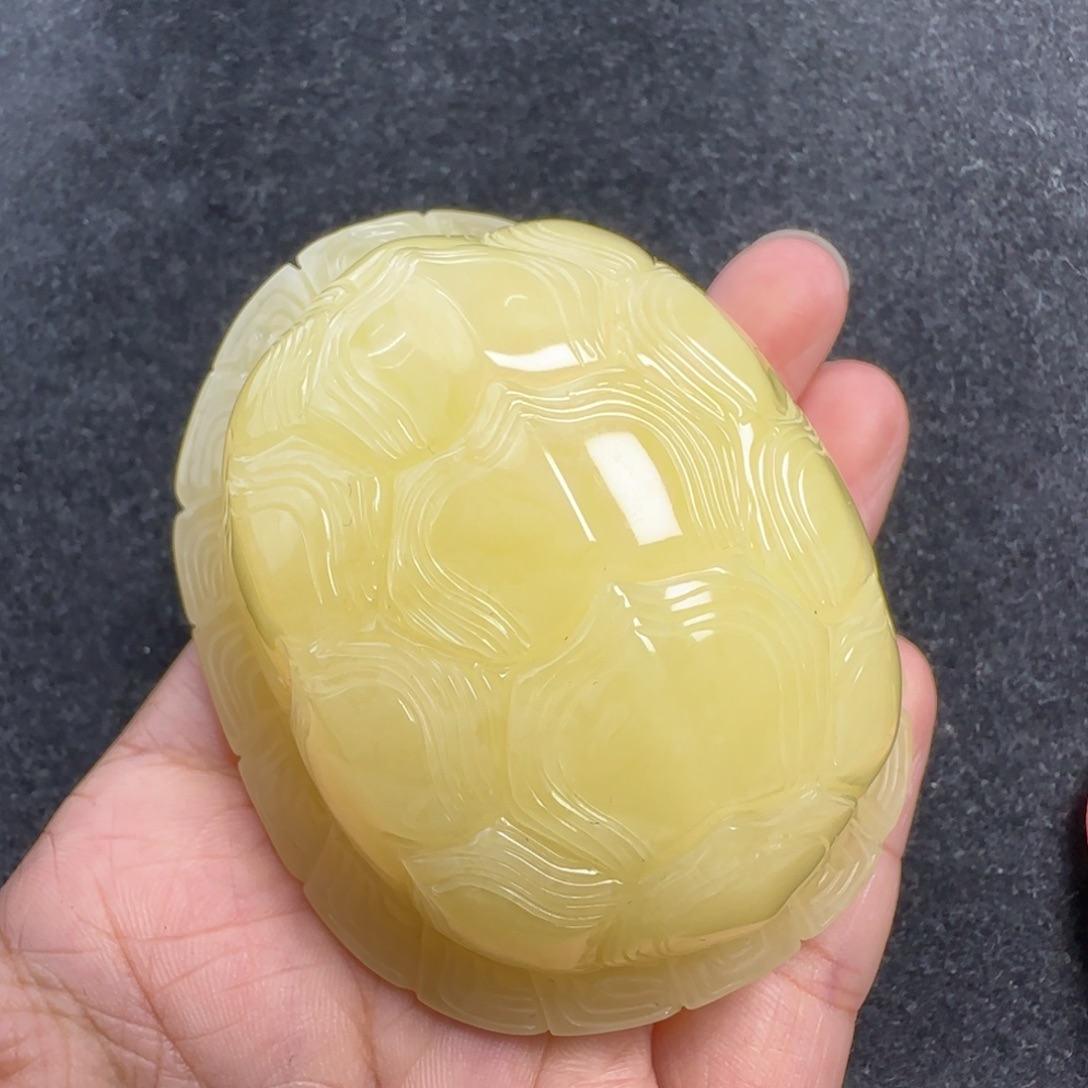 蜜蜡未镶嵌珠宝奇石