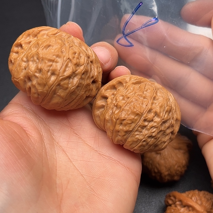 淡***忆桃核吊坠8号南瓜墩