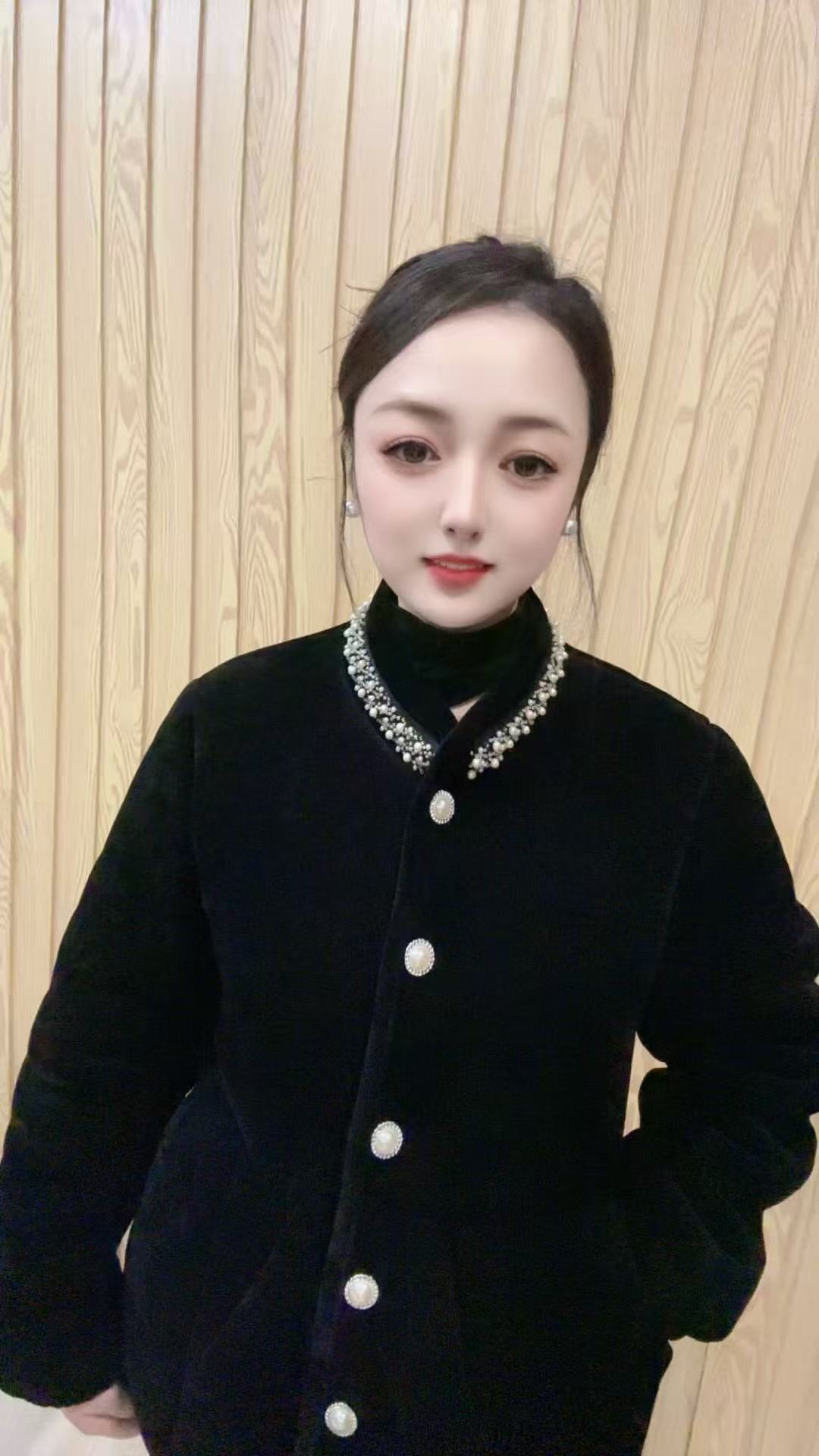 2025冬季外穿时尚珍珠领立领雪尼尔竖条纹三层加厚家居服套装秋冬