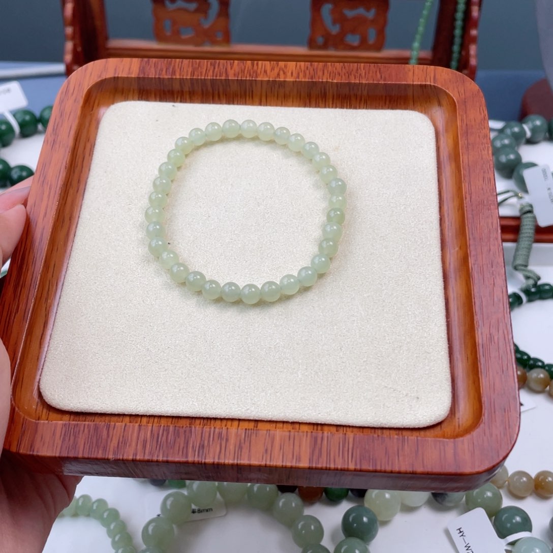 未镶嵌手链和田玉