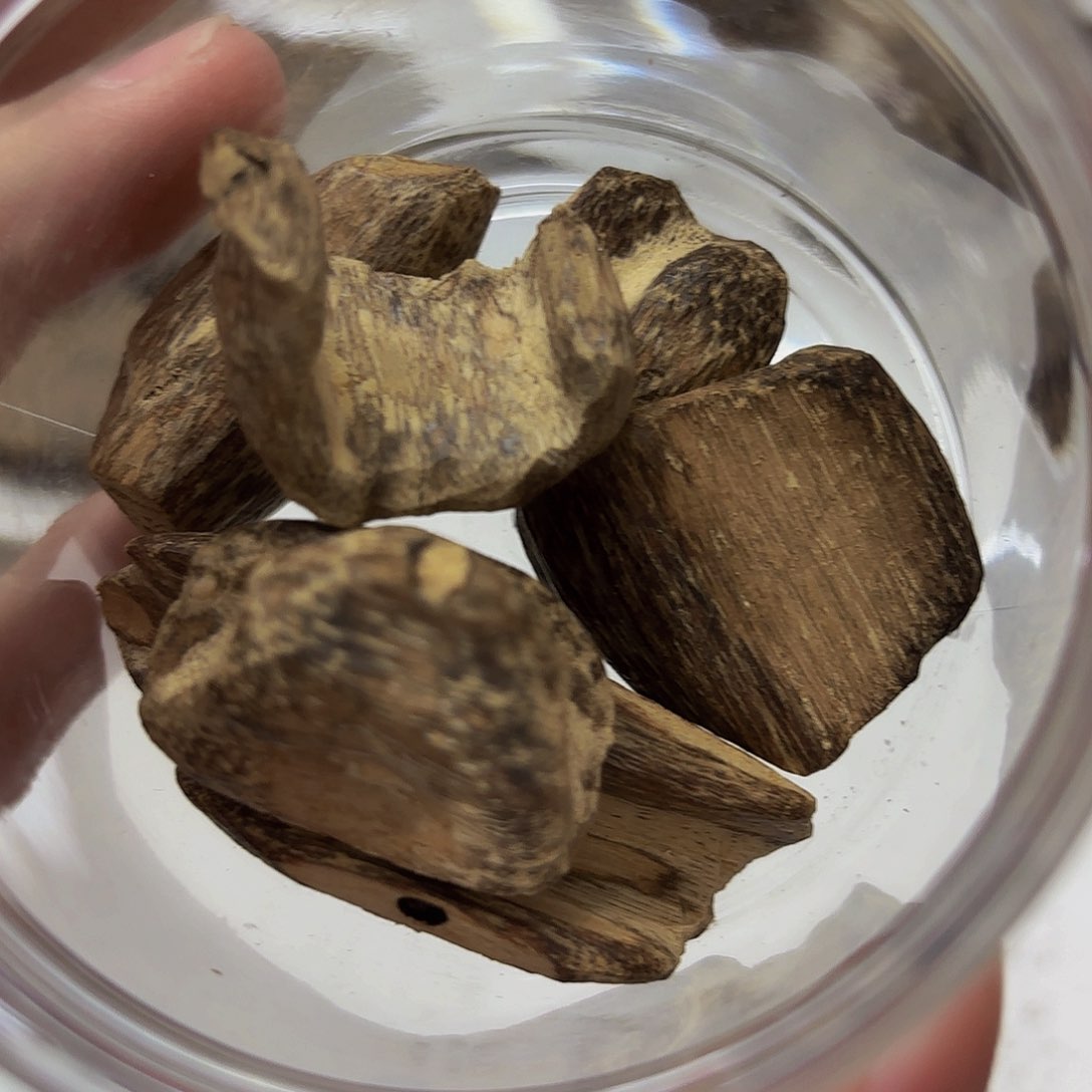 沉香沉香碎屑掩*海南瓜子14.5克