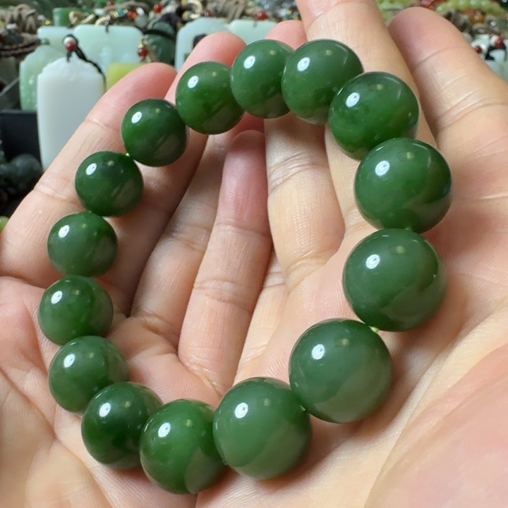 和田玉未镶嵌颈饰粉阳绿15