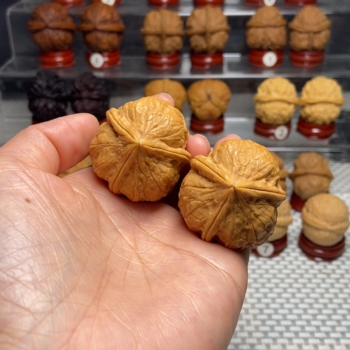 文玩核桃把件9高山流水三棱