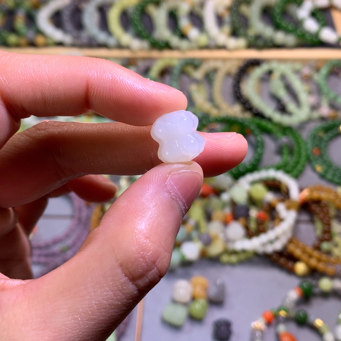 和田玉未镶嵌手链