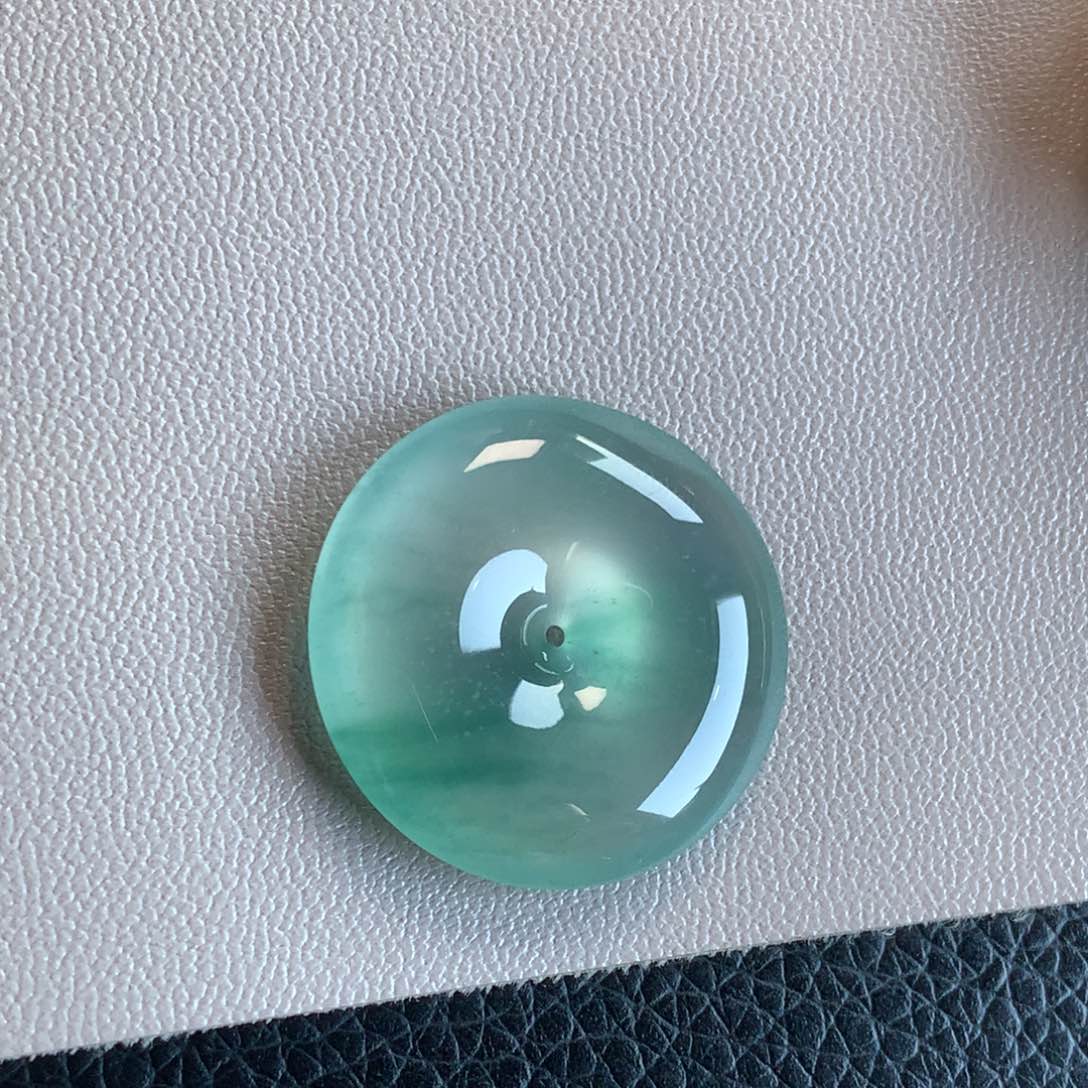 翡翠颈饰未镶嵌天然翡翠