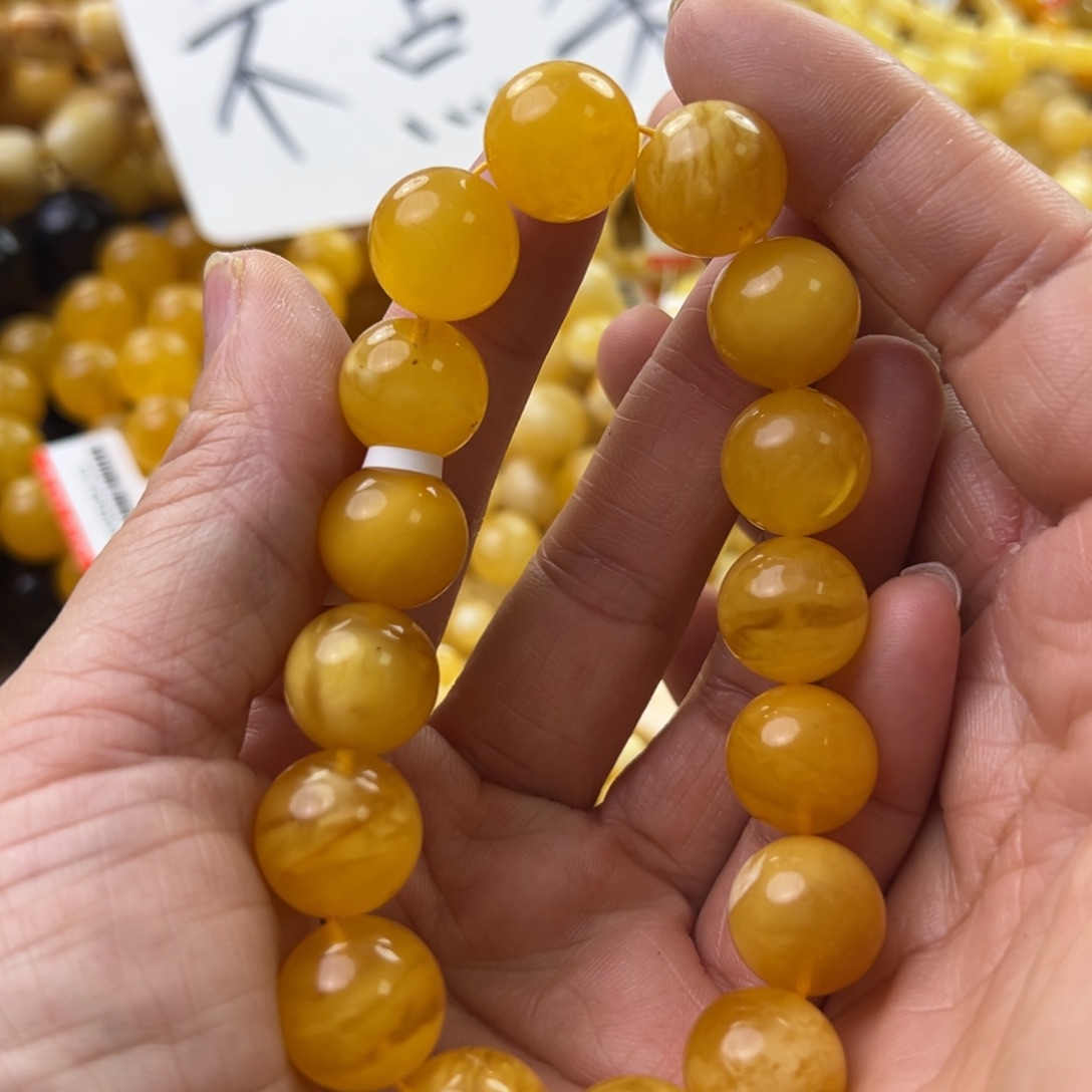 琥珀珠宝奇石未镶嵌