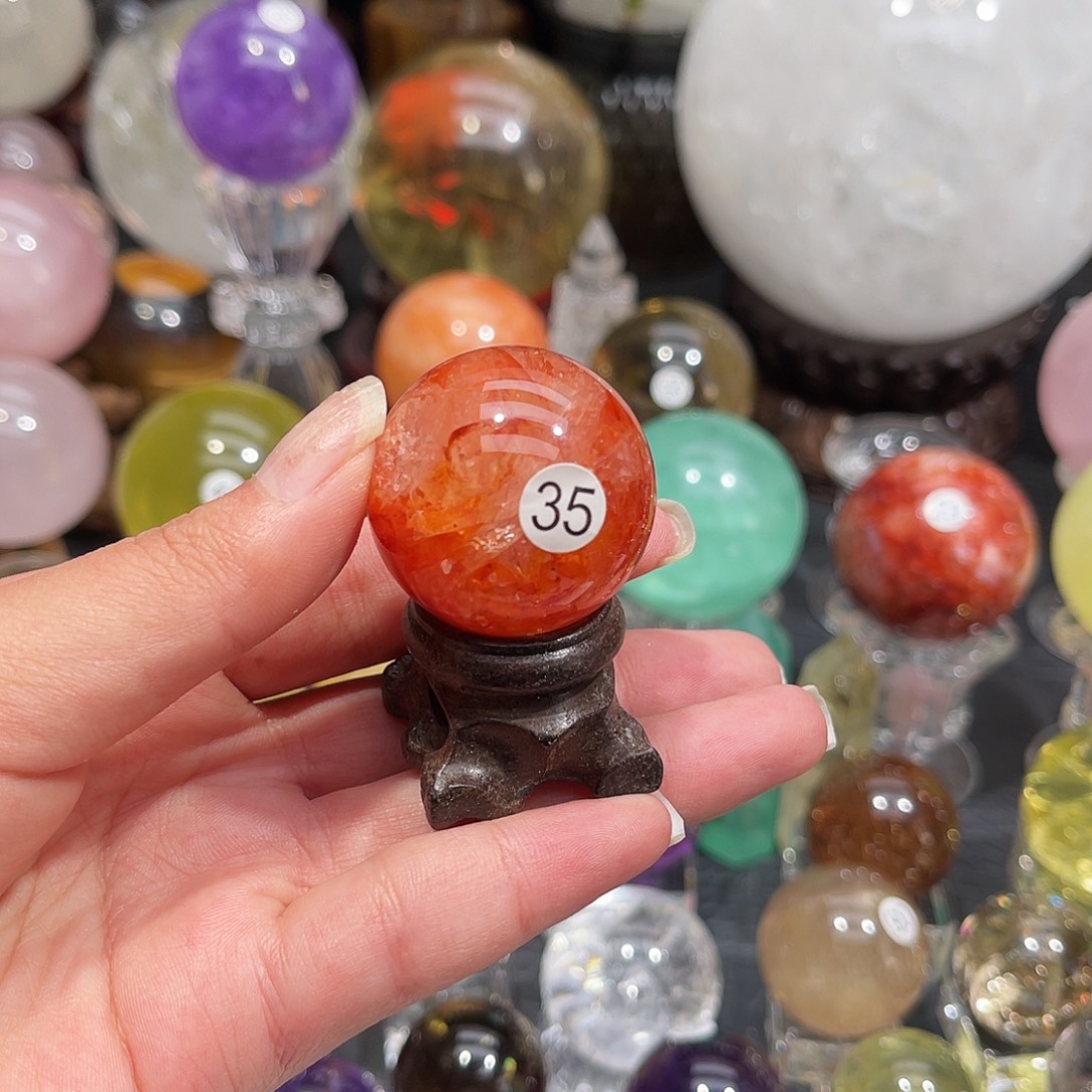 未镶嵌水晶珠宝半成品微瑕3.3