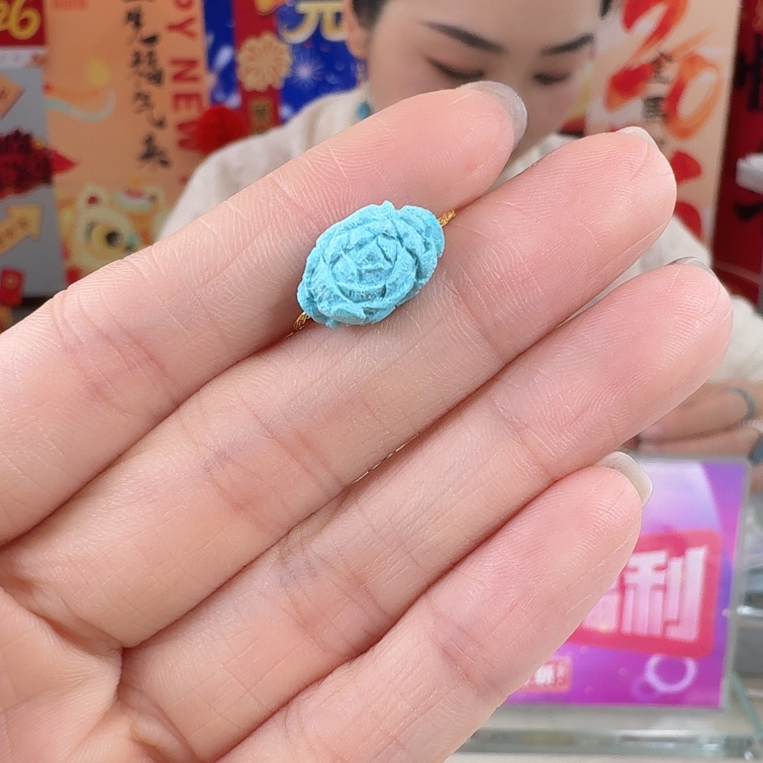 绿松石未镶嵌珠宝奇石