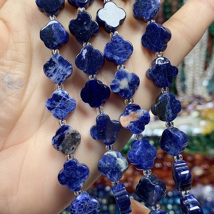 玛瑙/玉髓未镶嵌珠宝半成品天然蓝纹四叶草卡11mm