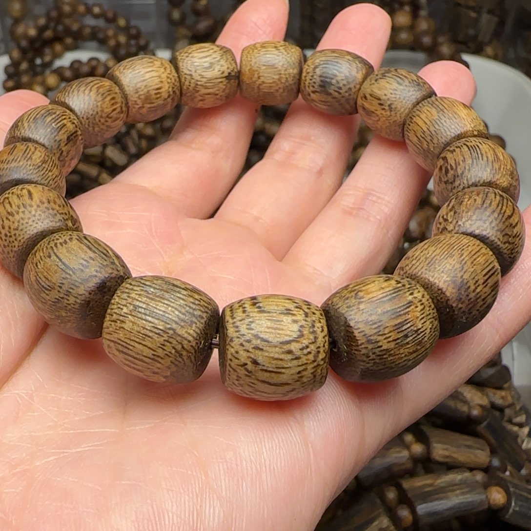沉香手串单圈1.2规格14.3克陆河老料