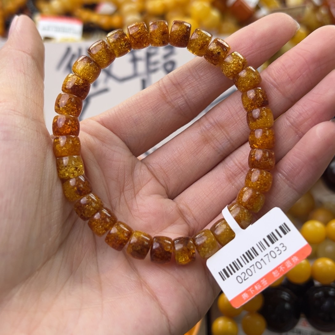 琥珀珠宝奇石未镶嵌