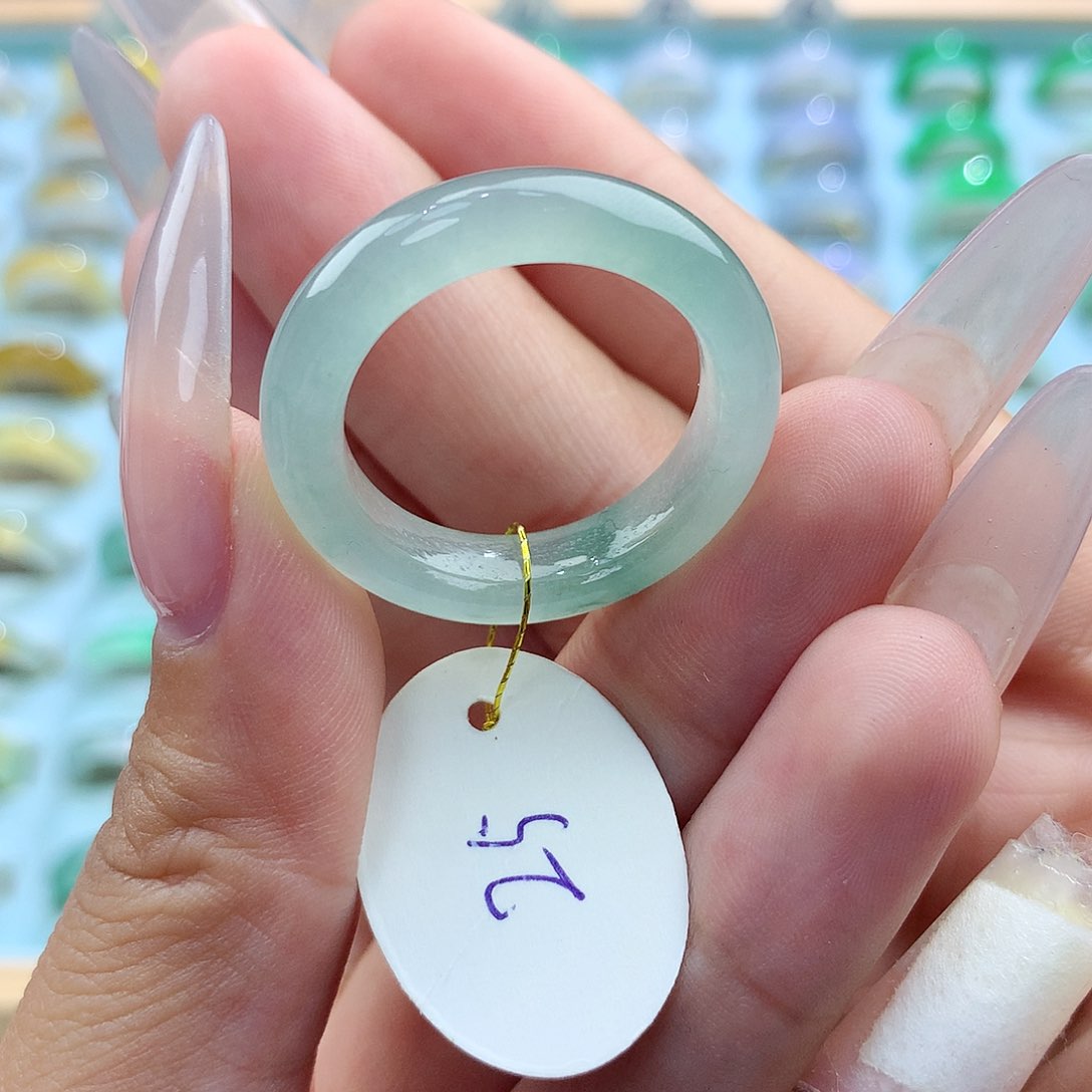 翡翠戒指未镶嵌H25圈