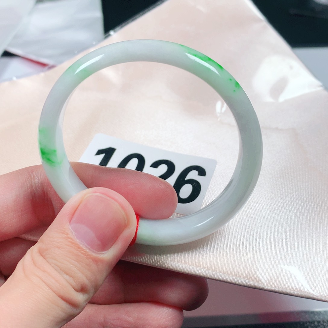 翡翠手镯未镶嵌翡翠手镯1026