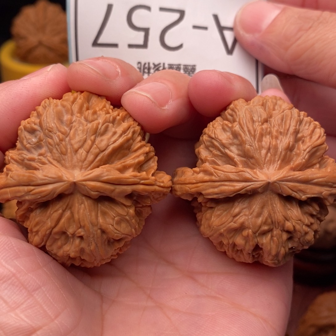 文玩核桃把件球白42