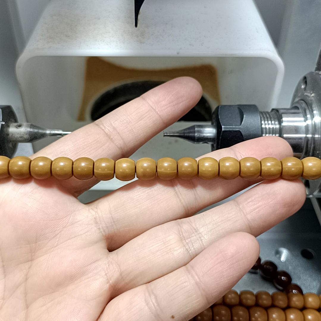 B***T吊坠猴头核桃原皮原色直切