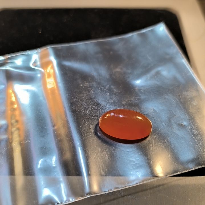 余***石英岩玉未镶嵌戒面